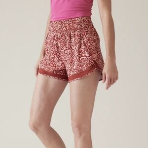NWOT Athleta Multi Red Mesh Running Shorts with High-Waisted Design Size M